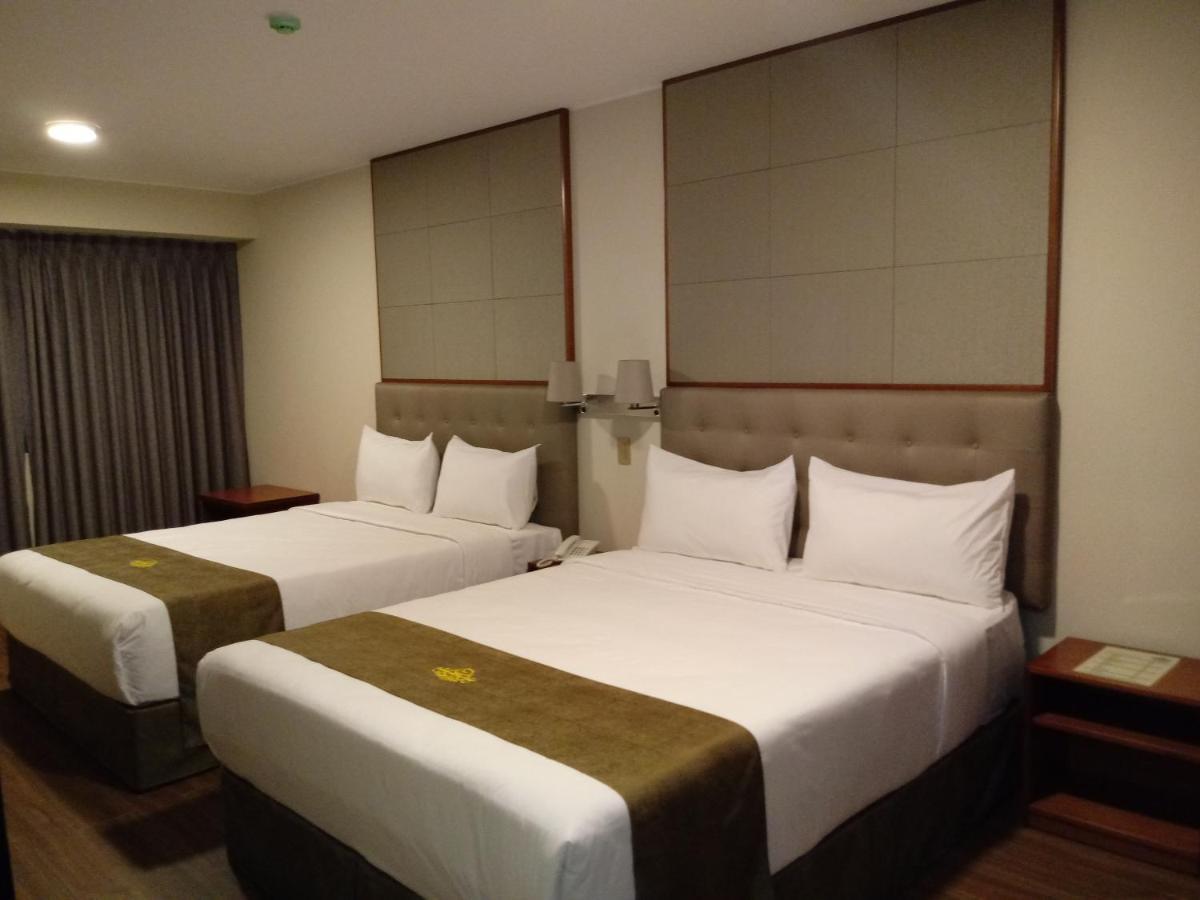 Hotel Candamo リマ エクステリア 写真